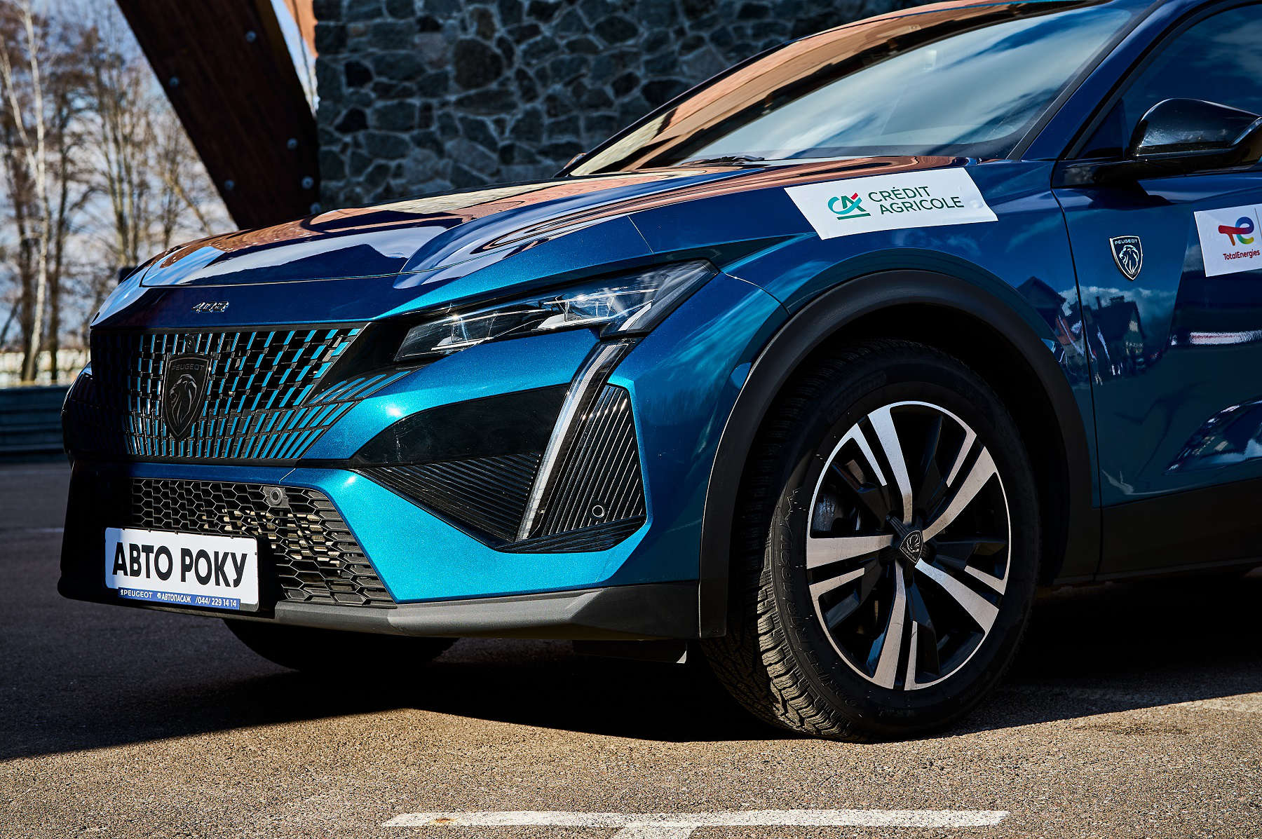 Peugeot 408, вигляд спереду