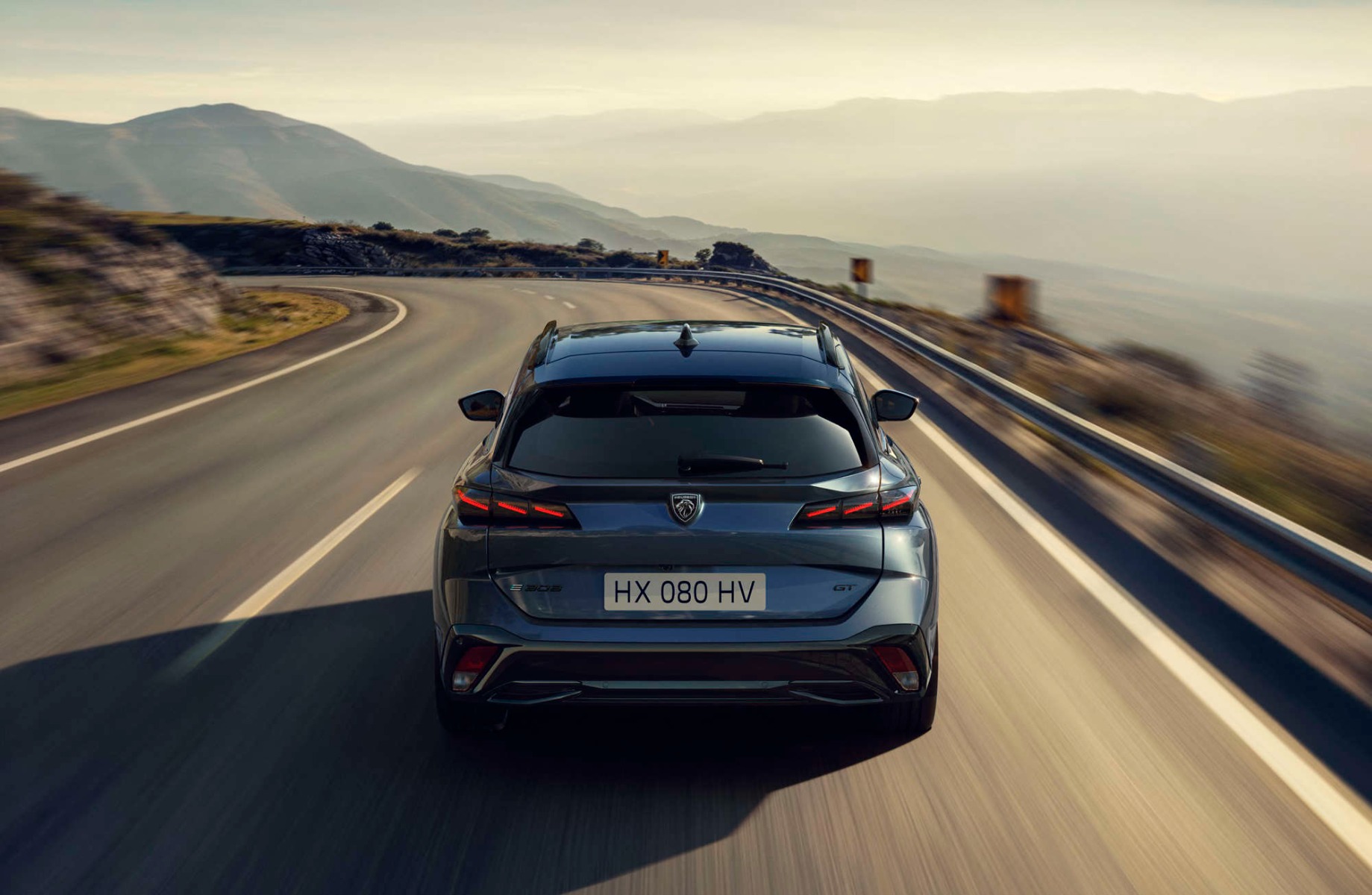 Новий PEUGEOT 308 SW, вигляд ззаду